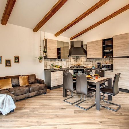 Chez Marie' - Modern Apartment In Countryside Sorrento Exterior foto
