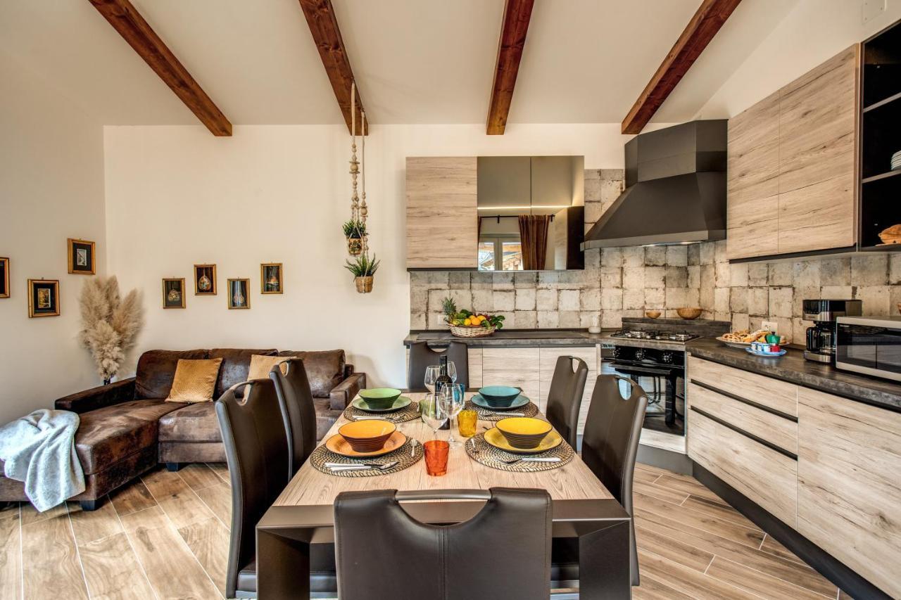 Chez Marie' - Modern Apartment In Countryside Sorrento Exterior foto