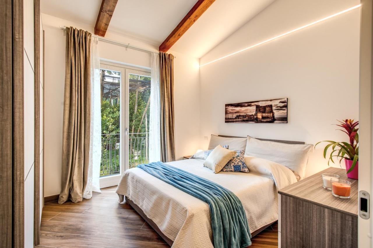 Chez Marie' - Modern Apartment In Countryside Sorrento Exterior foto