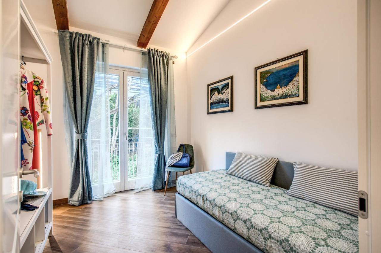 Chez Marie' - Modern Apartment In Countryside Sorrento Exterior foto